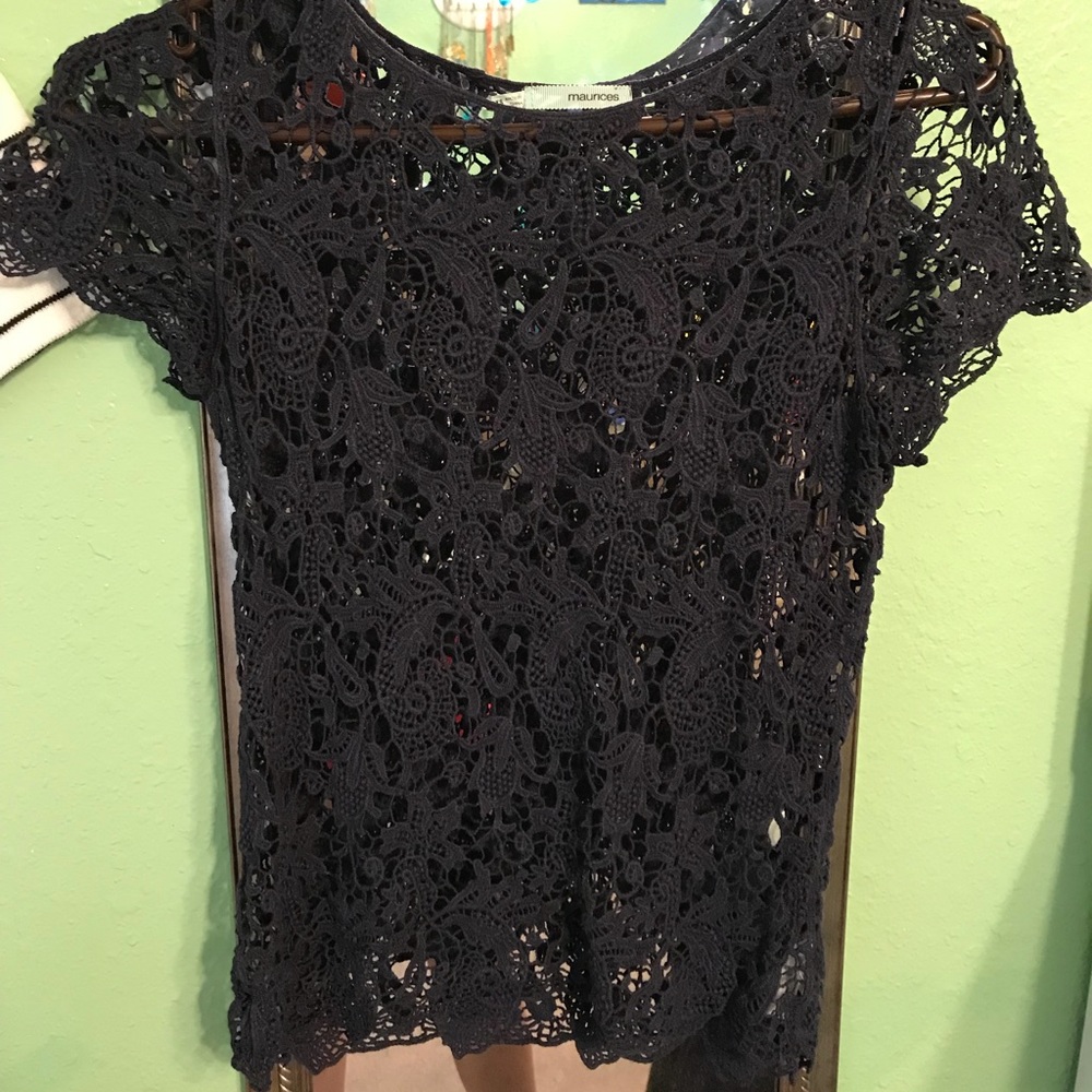 Maurice’s top